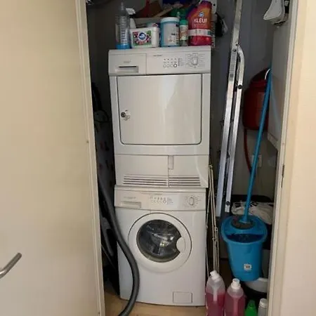Apartment Center 2 *